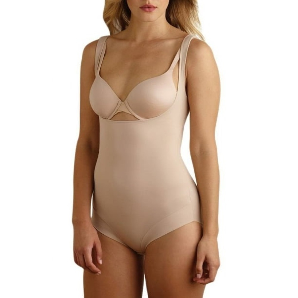 TC Fine Intimates Womens Shape Away Open Bust Bodybriefer
(Warm Beige, S )